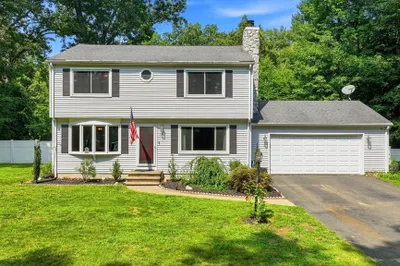 78 Branch St 1