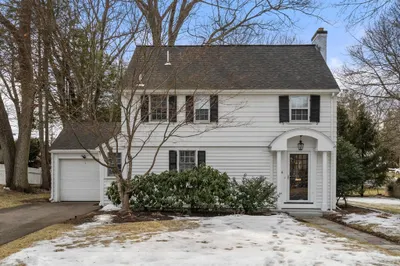 6 Earle Rd