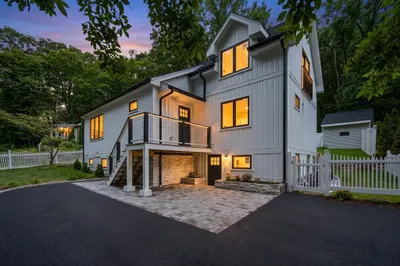 6 Amherst Rd 1