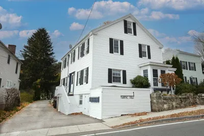 1 Merrimac St #4 1