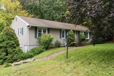 39 Old Brook Rd