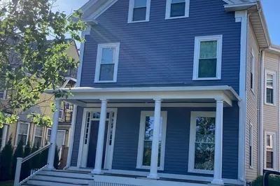 6 Lowell Ave #2