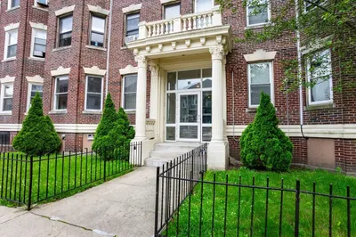 86 Glenville Ave #9