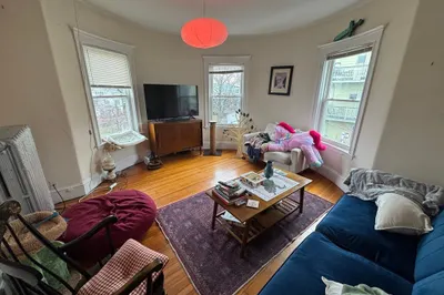 51 Ibbetson St #3