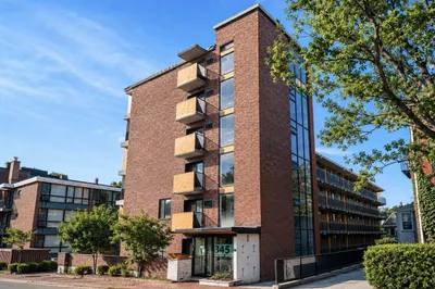 345 Harvard St #3B 1