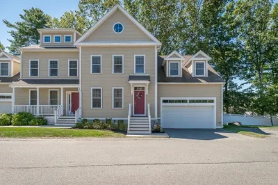 15 Middlewood Drive #15 1