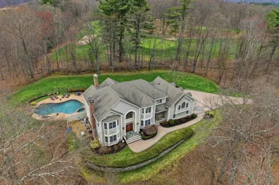 29 Hoveys Pond Dr 1