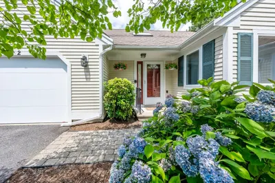 2 Mainsail Cir #70 1