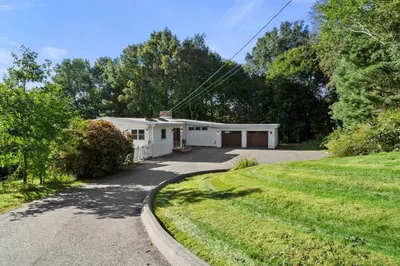 42 Farview Ave
