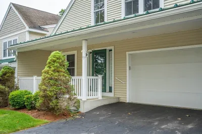 43 Blossom Sq #43 1
