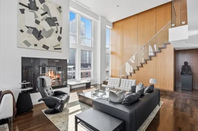 360 Newbury St #PH 810