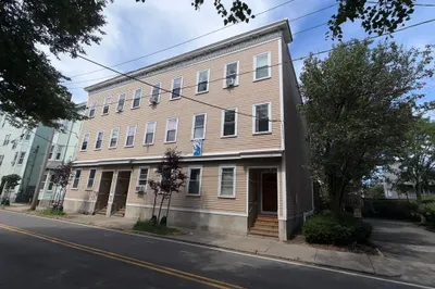 243 Columbia St 1