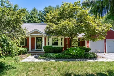 6 Davelin Road
