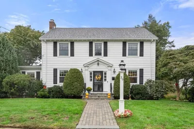 39 Chickering Road 1