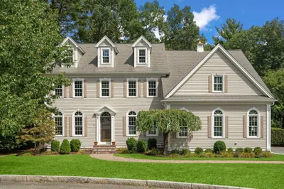 65 Deerpath Road 1