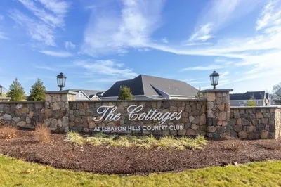 16 Country Club Ln #16