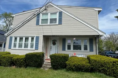 7 Lydon Ct #1 1