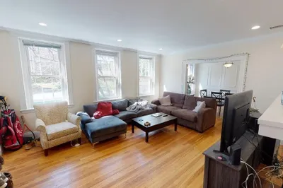114 University Rd #2