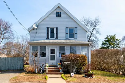 11 Tuckers Ct
