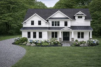 4 Emerald Drive 1
