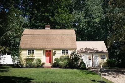 9 Walnut Rd