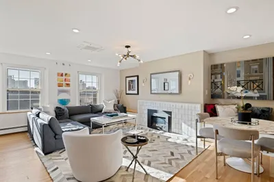 1 Chestnut St #4B