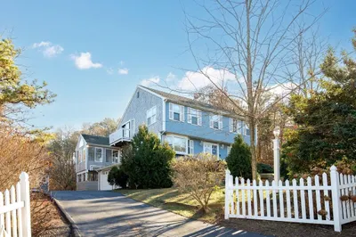 22 Long Boat Road 1