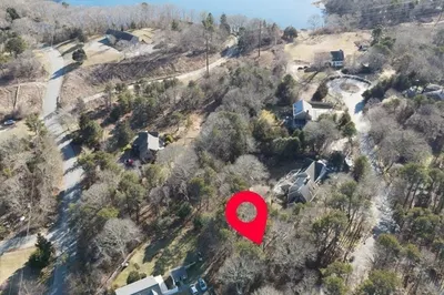 31 Hazel Ln