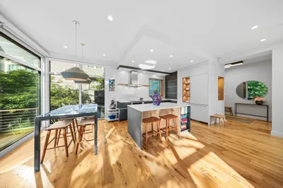 137 Walden St ##137 1