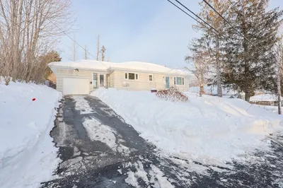 86 Old Sturbridge Rd