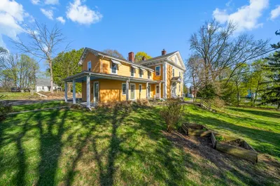 55 N Main St 1