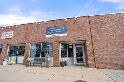311 Main St 1
