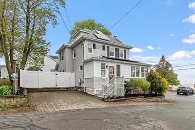 3 Baker Road