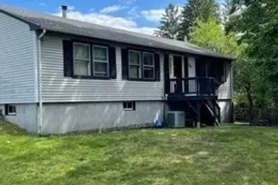 276 Lynnfield St 1