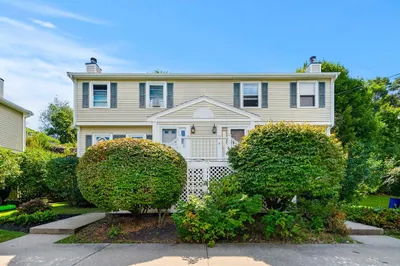 25 Arnold Terrace #6B 1