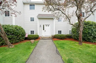 100 Merrimack Ave #16 1