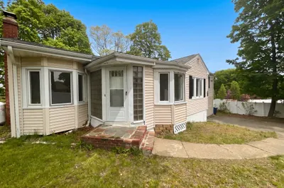 146 Hayward St 1