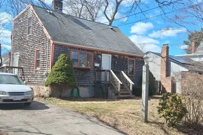 45 Perry Ave