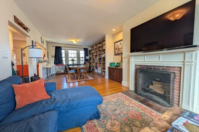 32 Shepard St #44