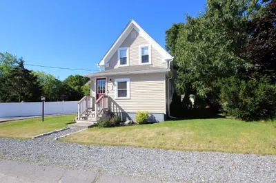 2795 Cranberry Hwy 1