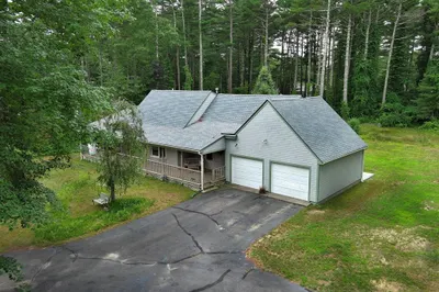 18 Windsor Drive