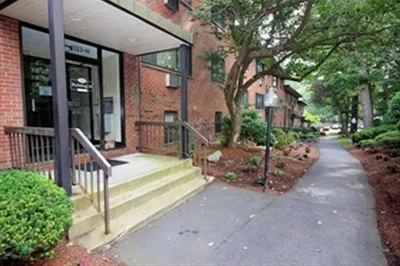 1323 Worcester Rd #G11