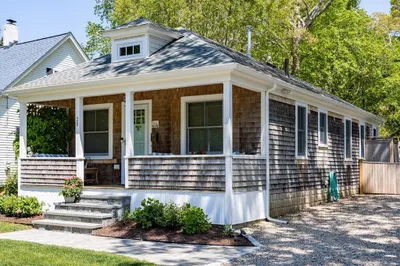 28 Oakwood Ave 1