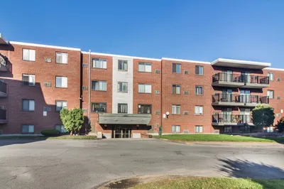 1100 Governor's Dr #29 1