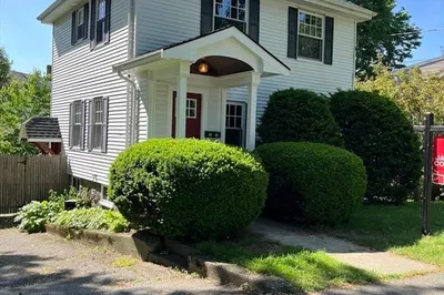 35 Washington St
