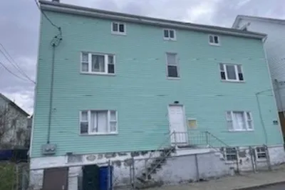 161 Branch St 1