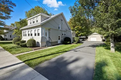 30 Athol St
