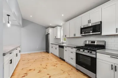 15-17 Harris St #2