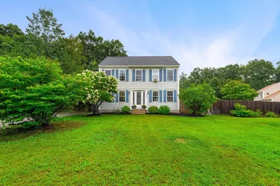 311 Great Rd 1