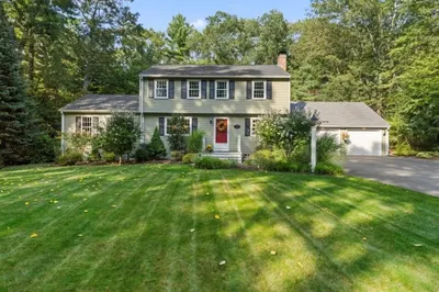 22 Neck Hill Rd